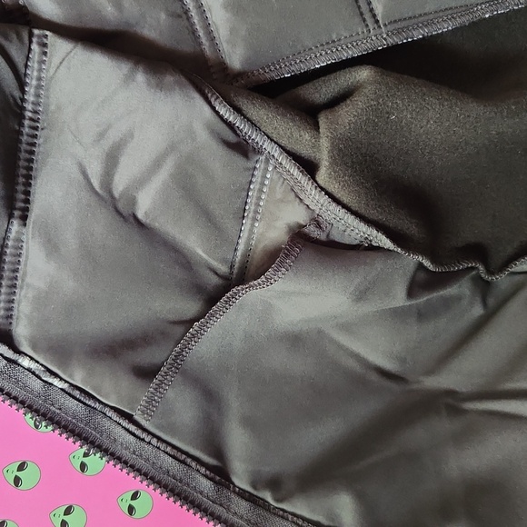 AVIA Camo Vest - Picture 8 of 11